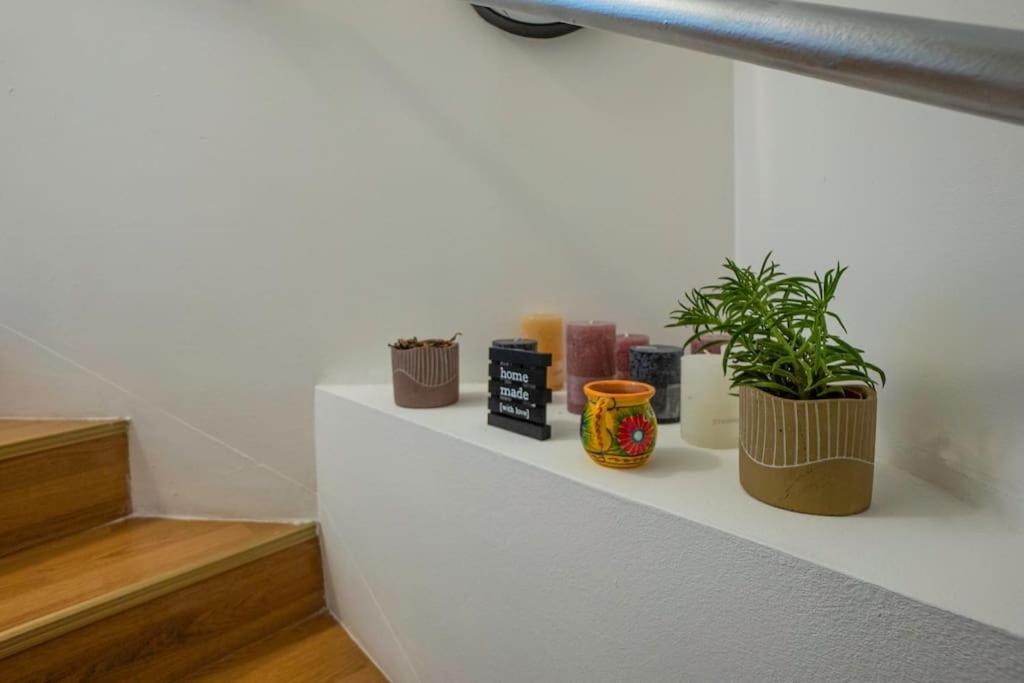 Stylish 2 Floor Penthouse • 15 Min To City Center Відень Екстер'єр фото